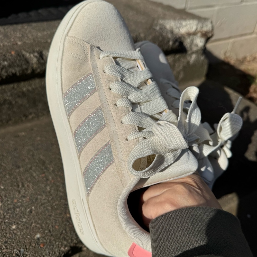 adidas glitter shoes 🔆 - Picture 5 of 7